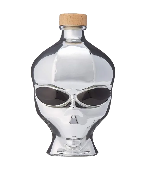Outerspace Vodka Chrome Edition, fles bij slijterij t Bockje in Bathmen