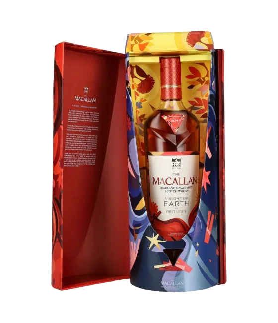 Macallan A Night on Earth The First Light, fles bij slijterij t Bockje in Bathmen