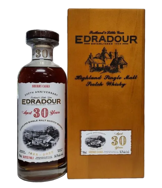 Edradour 30Y Sherry Cask Batch 1 #2101+2109 200th Anniversary, fles bij slijterij t Bockje in Bathmen