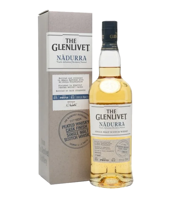 The Glenlivet Nadurra Finish Heavily Peated Whisky Casks, fles bij slijterij t Bockje in Bathmen