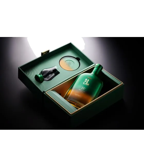 Kavalan 15 Years Old 2009 15th Anniversary Ex-Bourbon Single Cask, fles bij slijterij t Bockje in Bathmen