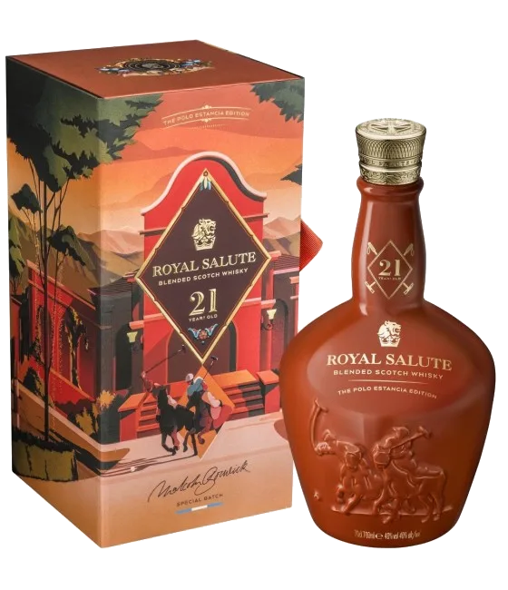 Chivas Royal Salute Polo Estancia Edition, fles bij slijterij t Bockje in Bathmen