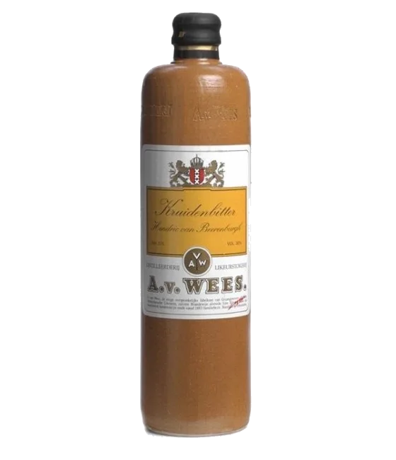 Van Wees Kruidenbitter Hendrik van Beerenburgh, fles bij slijterij t Bockje in Bathmen