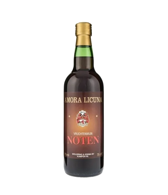 Amora Licuna Notenwijn, fles bij slijterij t Bockje in Bathmen